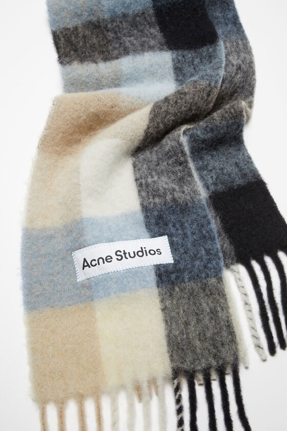 (image for) High-Tech Mohair checked scarf